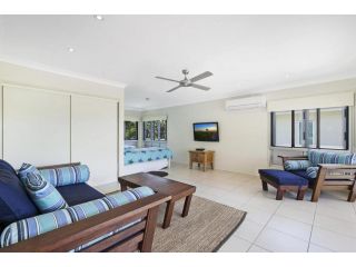 Moreton View Apartment, Point Lookout - 1