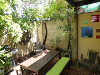 Morgano's Fish Guest house, Fremantle - 2