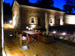 Morialta Barns Bed and breakfast, South Australia - 5