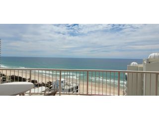 APR Moroccan Private Apartments by the Beach Apartment, Gold Coast - 1