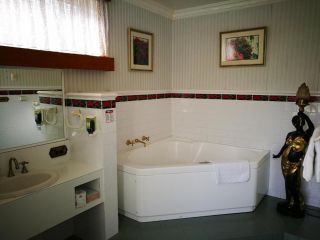 Motel Mayfair on Cavell Hotel, Hobart - 3