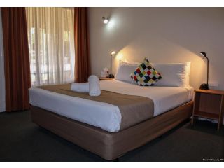 Motel Riverina Hotel, Leeton - 4