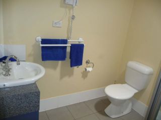 Moura Motel Hotel, Queensland - 1