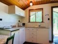 Mt Nebo Railway Carriage and Chalet Guest house, Victoria - thumb 11