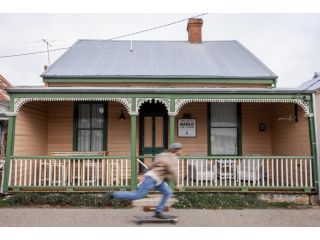 Ned Kellyâ€™s Marlo Cottage - in the best Beechworth location Guest house, Beechworth - 2