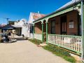 Ned Kellyâ€™s Marlo Cottage - in the best Beechworth location Guest house, Beechworth - thumb 1