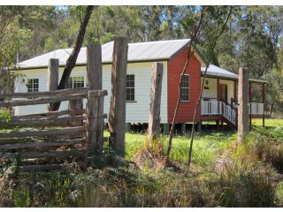 Neds Cabin Chalet, Queensland - 4