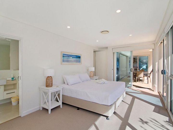 Neilson on the Park Unit 1 - 3 bedroom with large outdoor patio, easy walk to everything Apartment, Coolangatta - imaginea 8