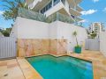 Neilson on the Park Unit 1 - 3 bedroom with large outdoor patio, easy walk to everything Apartment, Coolangatta - thumb 11