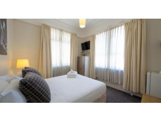 Neutral Bay Lodge Hotel, Sydney - 4