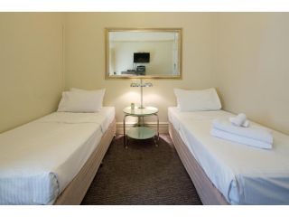 Neutral Bay Lodge Hotel, Sydney - 5