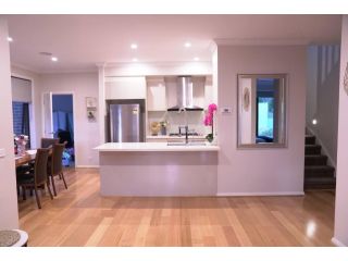 New Comfort house near Box Hill Guest house, Victoria - 3