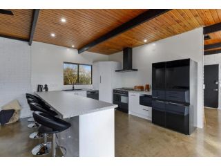 NEW - Hilderton on Hogans Guest house, Yarrawonga - 3