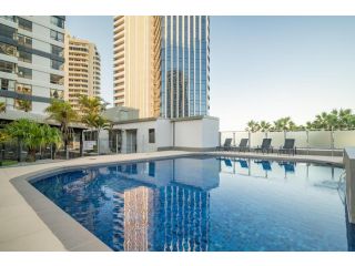 NEW LISTING - Alluring 2BR Apartment Apartment, Gold Coast - 1