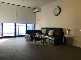 New Luxurious Skyview 2Bedroom Apartment Liverpool Apartment, Liverpool - 3