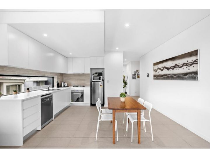New Modern 2BR 2 baths Apt in Homebush Sleeps 6 2H26 Apartment, Sydney - imaginea 3