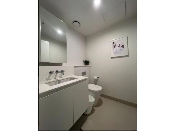 New Oakleigh Stylish 2B2B Townhouse With Beautiful View 03 Guest house, Oakleigh - imaginea 3