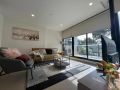 New Oakleigh Stylish 2B2B Townhouse With Beautiful View 03 Guest house, Oakleigh - thumb 12