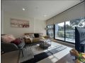 New Oakleigh Stylish 2B2B Townhouse With Beautiful View 03 Guest house, Oakleigh - thumb 11