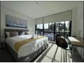 New Oakleigh Stylish 2B2B Townhouse With Beautiful View 03 Guest house, Oakleigh - thumb 4