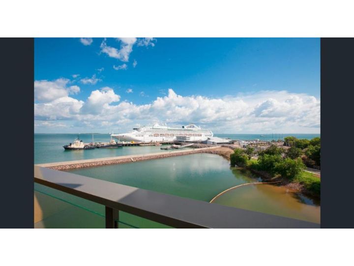 NEW - ZEN AT THE WATERFRONT - Luxury Waterfront Holiday Home for Families & Friends Apartment, Darwin - imaginea 3