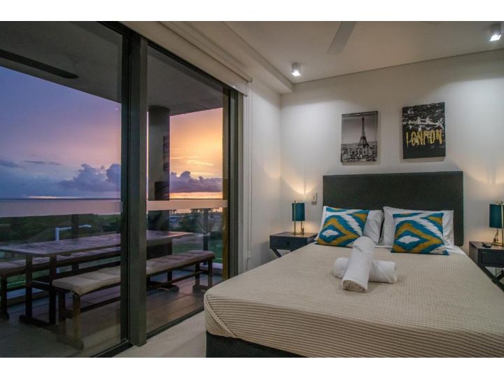 NEW - ZEN AT THE WATERFRONT - Luxury Waterfront Holiday Home for Families & Friends Apartment, Darwin - imaginea 2