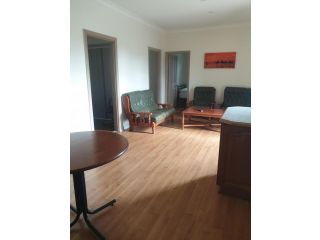 Newell Hwy Caravan Park Hotel, Parkes - 1