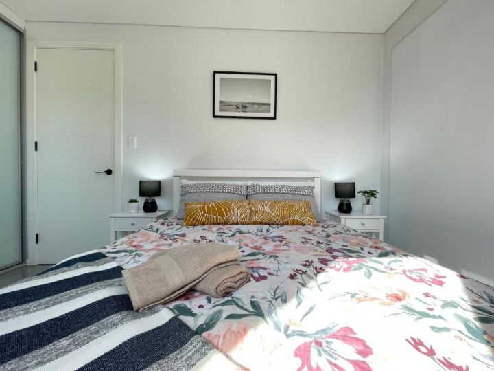 NEW Modern 4 Bedrooms Villa! A convenience location! Guest house, Sydney - imaginea 8