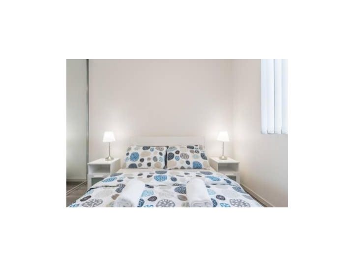 Nice and Clean Apartment with Free Wifi and Netflix Apartment, Bankstown - imaginea 6