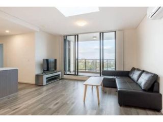 Nice and Clean Apartment with Free Wifi and Netflix Apartment, Bankstown - 1