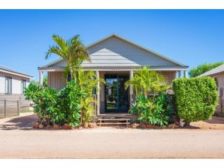 Ningaloo Caravan and Holiday Resort Hotel, Exmouth - 3