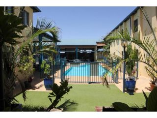 Ningaloo Coral Bay Backpackers Hostel, Western Australia - 5