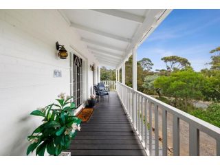 Noble Villa Villa, Anglesea - 2