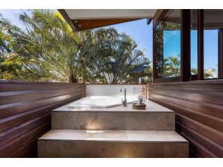 Nobu Villa - Spa & Plunge Pool Guest house, Sunshine Beach - 1
