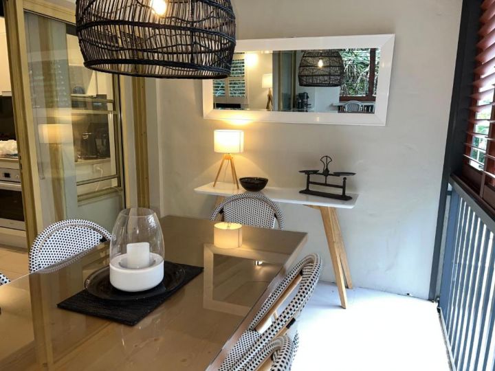 Noosa Beach Apartment on HASTING ST French quarter resort.Noosa Heads Apartment, Noosa Heads - imaginea 12