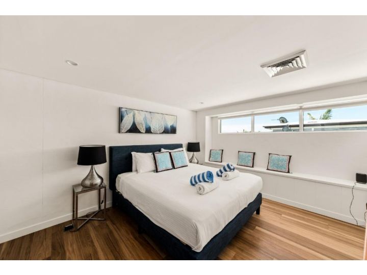 NOOSA BLUE Penthouse Views, 450 metres to Hastings St and Beach Apartment, Noosa Heads - imaginea 14