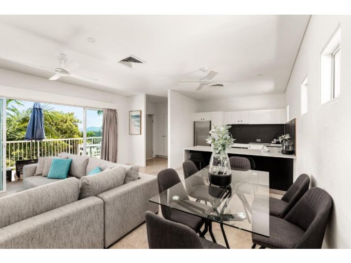 NOOSA BLUE Penthouse Views, 450 metres to Hastings St and Beach Apartment, Noosa Heads - imaginea 13