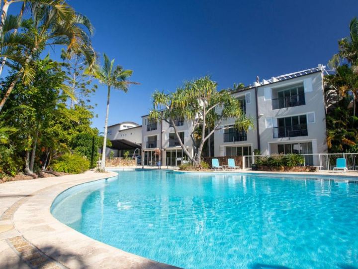 NOOSA BLUE Penthouse Views, 450 metres to Hastings St and Beach Apartment, Noosa Heads - imaginea 2
