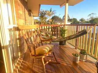 Nordic Light - Entire Scandinavian Home 450m from Maleny High St Guest house, Maleny - 2