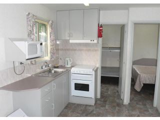 North Arm Tourist Park Campsite, Lakes Entrance - 2
