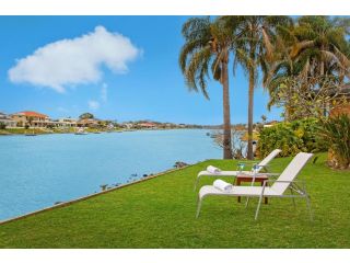 North View - waterfront home private jetty Guest house, Port Macquarie - 2