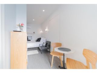 Nouvelle Studio on Napier Apartment, Victoria - 1