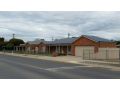 Numurkah Self Contained Apartments - The Saxton Apartment, Victoria - thumb 9