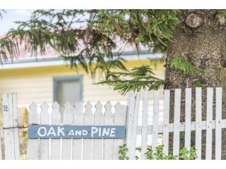 Oak And Pine Guest house, Apollo Bay - 2