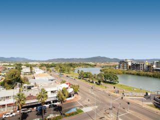 Oaks Townsville Gateway Suites Aparthotel, Townsville - 2