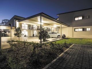 Oaks Middlemount Suites Aparthotel, Queensland - 1