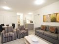 Oaks Middlemount Suites Aparthotel, Queensland - thumb 4