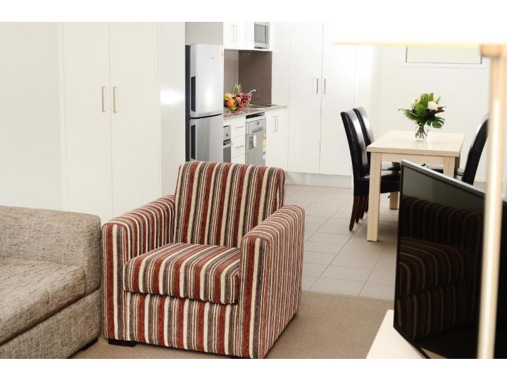 Oaks Moranbah Suites Aparthotel, Queensland - imaginea 5