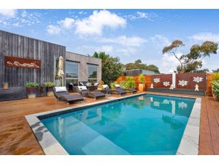 Oasis at Saltmist - with heated pool! Guest house, Australia - 2