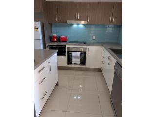 Oasis Private 2 Bed Apartment Apartment, Caloundra - 3